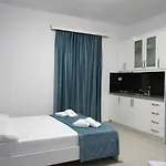 Πανσιόν Amaro Εξαμίλιο