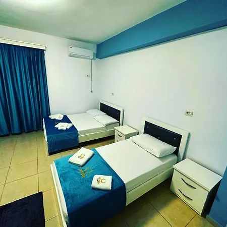 Amaro Guest house *